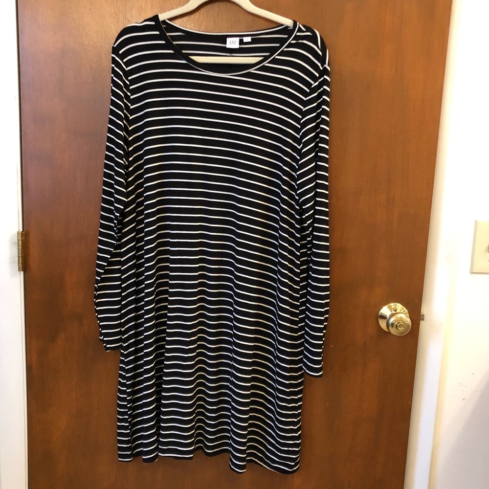 Gap striped T-shirt dress